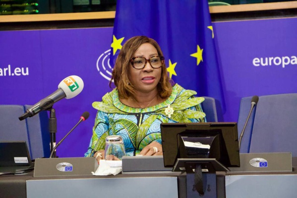 Pour les listes électorales, Kandia lance l'opération corps-à-corps" à Abobo © Crédit photo DR Pour les listes électorales, Kandia lance l'opération corps-à-corps" à Abobo © Crédit photo DR