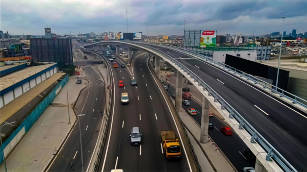 Échangeur Carrefour Solibra Abidjan, inauguration phase 2 ce 30 août © Crédit photo DR Échangeur Carrefour Solibra Abidjan, inauguration phase 2 ce 30 août © Crédit photo DR
