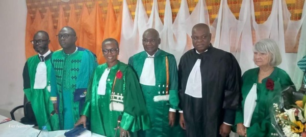 Justin Katinan Koné soutient sa thèse de doctorat © Crédit photo DR Justin Katinan Koné soutient sa thèse de doctorat © Crédit photo DR