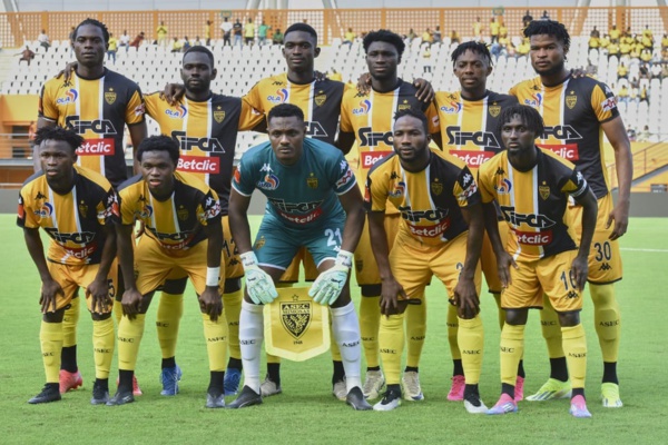 L'Asec Mimosas décroche son billet pour la phase de groupes de l'édition 2024-2025 de la Coupe CAF © Crédit photo Sercom FIF L'Asec Mimosas décroche son billet pour la phase de groupes de l'édition 2024-2025 de la Coupe CAF © Crédit photo Sercom FIF