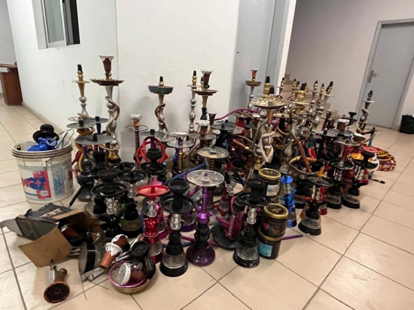 Saisie de 250 chichas lors d'une opération anti-tabac à Abidjan © Crédit photo DR Saisie de 250 chichas lors d'une opération anti-tabac à Abidjan © Crédit photo DR