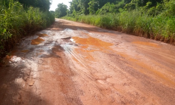 Route M'Baniakro-Ananda impraticable © Crédit photo DR Route M'Baniakro-Ananda impraticable © Crédit photo DR