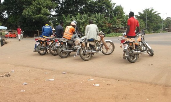 Le boulevard Félix Houphouët-Boigny d'Abidjan sera interdit aux engins à deux et trois roues en 2025 © Crédit photo DR Le boulevard Félix Houphouët-Boigny d'Abidjan sera interdit aux engins à deux et trois roues en 2025 © Crédit photo DR