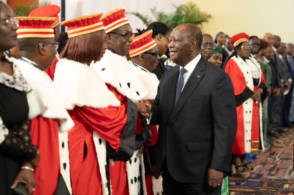 Ouattara fixe les priorités de 2025 à la présentation des vœux aux institutions © Crédit photo DR Ouattara fixe les priorités de 2025 à la présentation des vœux aux institutions © Crédit photo DR