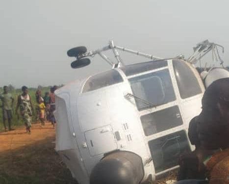 Atterrissage forcé hélicoptère AFRICOM à Cotonou Atterrissage forcé hélicoptère AFRICOM à Cotonou