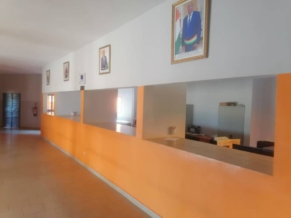 Grève des agents municipaux à Sinématiali : services perturbés Grève des agents municipaux à Sinématiali : services perturbés