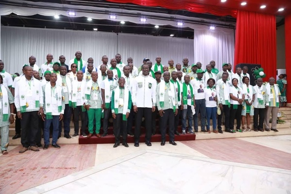 Tidjane Thiam face aux enseignants du PDCI © Crédit photo DR Tidjane Thiam face aux enseignants du PDCI © Crédit photo DR