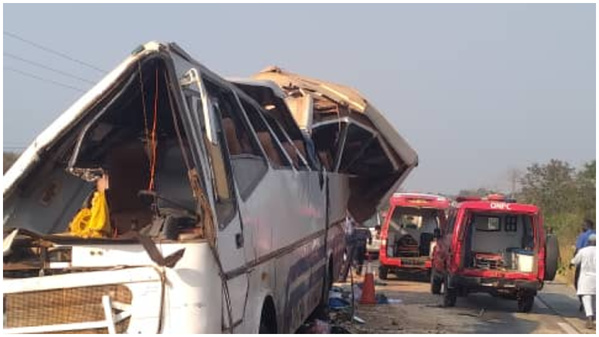Accident de la route Tiébissou-Bouaké ce dimanche 9 février : 6 morts, le ministre des Transports réagit Accident de la route Tiébissou-Bouaké ce dimanche 9 février : 6 morts, le ministre des Transports réagit