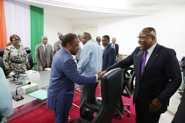 Présidentielle 2025 : bras de fer sur la révision de la liste électorale © Crédit photo DR Présidentielle 2025 : bras de fer sur la révision de la liste électorale © Crédit photo DR