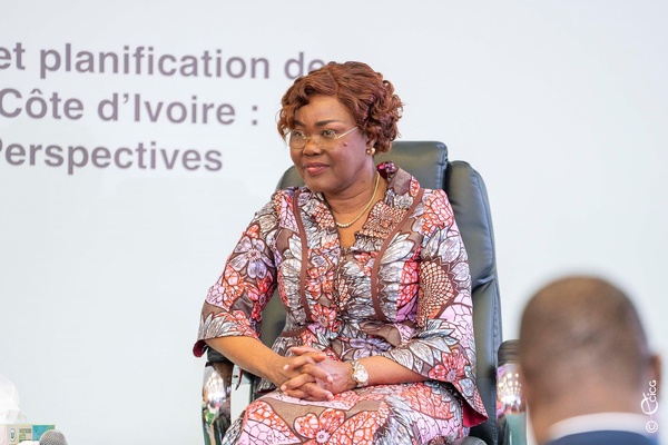 Nialé Kaba depuis Bouna : "Nous ne sommes pas dans le folklore, dans le virtuel, mais dans le concret" Nialé Kaba depuis Bouna : "Nous ne sommes pas dans le folklore, dans le virtuel, mais dans le concret"