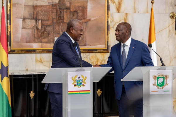 CEDEAO, Cacao, terrorisme... : Mahama et Ouattara scellent leur alliance stratégique Abidjan, des images