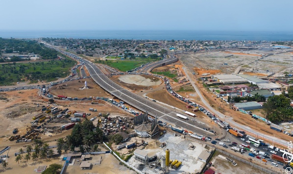 Ouverture de l'échangeur Akwaba de Port-Bouët à la circulation © Crédit photo DR Ouverture de l'échangeur Akwaba de Port-Bouët à la circulation © Crédit photo DR