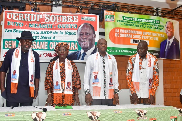 À Soubré, la Ministre Mariatou Koné a exhorté les enseignants RHDP de la Nawa à rester concentrés © Crédit photo DR À Soubré, la Ministre Mariatou Koné a exhorté les enseignants RHDP de la Nawa à rester concentrés © Crédit photo DR