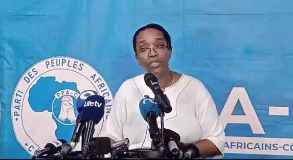Radiation électorale de Laurent Gbagbo : Me Habiba Touré sur Life TV, "la CEI fonctionne aux ordres du pouvoir" © Crédit photo DR Radiation électorale de Laurent Gbagbo : Me Habiba Touré sur Life TV, "la CEI fonctionne aux ordres du pouvoir" © Crédit photo DR