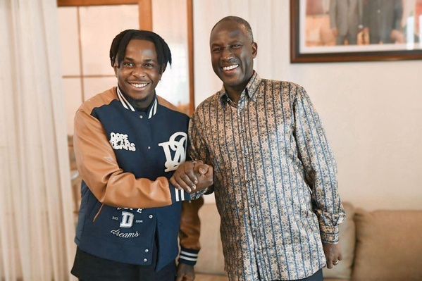 Adama Bictogo au concert de Didi B au stade Félix Houphouët-Boigny © Crédit photo DR