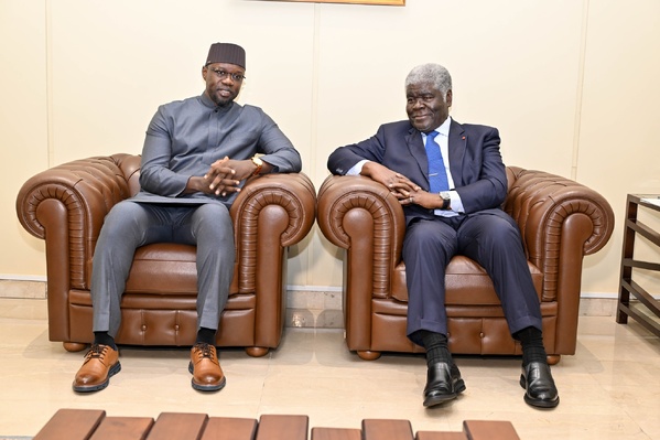 Rencontre avec Beugré Mambé à Abidjan, Ousmane Sonko plaide pour une coopération active © Crédit photo DR Rencontre avec Beugré Mambé à Abidjan, Ousmane Sonko plaide pour une coopération active © Crédit photo DR