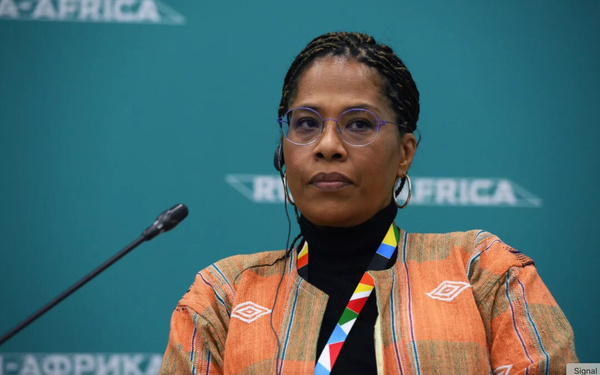 Nathalie Yamb bannie d'Europe définitivement pour liens avec la Russie © Crédit photo DR Nathalie Yamb bannie d'Europe définitivement pour liens avec la Russie © Crédit photo DR