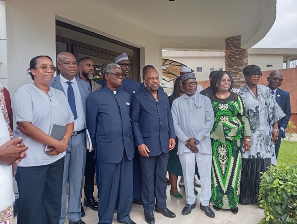 La CEDEAO échange le PPA-CI de Gbagbo avant la présidentielle 2025 La CEDEAO échange le PPA-CI de Gbagbo avant la présidentielle 2025