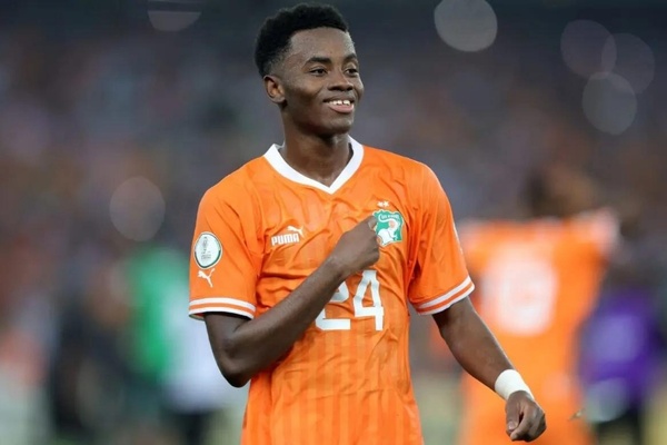 Simon Adingra quitte Brighton pour Sunderland : un transfert de 13 milliards FCFA © Crédit photo DR Simon Adingra quitte Brighton pour Sunderland : un transfert de 13 milliards FCFA © Crédit photo DR