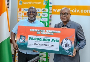La FIF distribue 115 millions FCFA aux quatre clubs ivoiriens qualifiés pour les compétitions africaines La FIF distribue 115 millions FCFA aux quatre clubs ivoiriens qualifiés pour les compétitions africaines