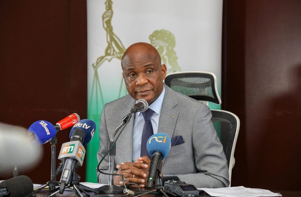 Le Procureur d'Abidjan dément les accusations d'assassinat du garde du corps camerounais Atchouda © Crédit photo DR Le Procureur d'Abidjan dément les accusations d'assassinat du garde du corps camerounais Atchouda © Crédit photo DR