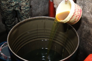 Un réseau de trafic de lubrifiants d'automobiles démantelé à Abobo Un réseau de trafic de lubrifiants d'automobiles démantelé à Abobo