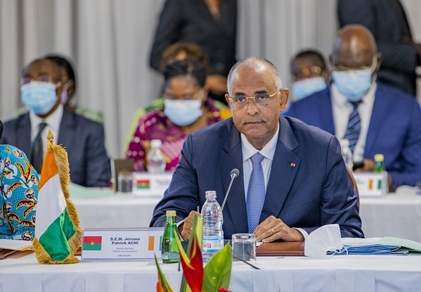 Succession de Ouattara : Patrick Achi, une renonciation à la nationalité française pour un positionnement au RHDP ? © Crédit photo DR