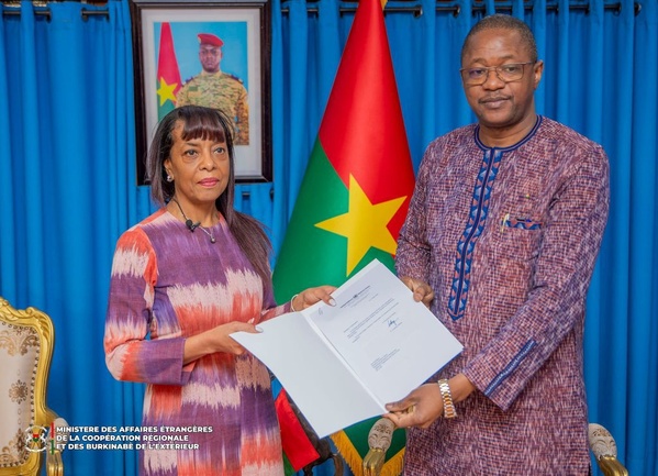 Ouagadougou expulse la représentante de l'ONU du Burkina © Crédit photo DR Ouagadougou expulse la représentante de l'ONU du Burkina © Crédit photo DR