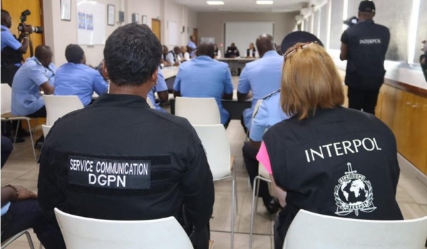 Interpol et la police ivoirienne mènent un coup de filet contre la cybercriminalité en Côte d'Ivoire © Crédit photo DR Interpol et la police ivoirienne mènent un coup de filet contre la cybercriminalité en Côte d'Ivoire © Crédit photo DR