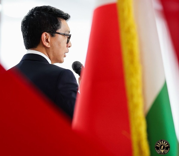 Andry Rajoelina exfiltré par un avion militaire français vers Paris  © Crédit photo DR