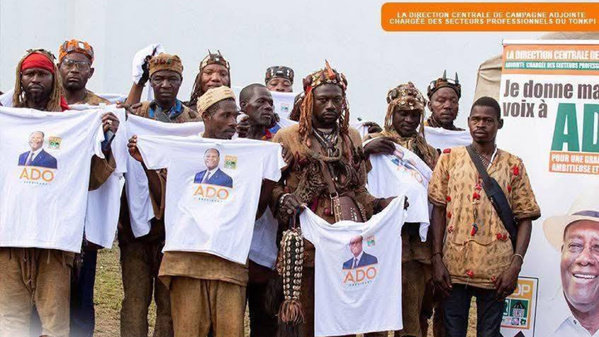 Présidentielle 2025 : les Dozos de Danané mobilisés pour Ouattara © Crédit photo DR Présidentielle 2025 : les Dozos de Danané mobilisés pour Ouattara © Crédit photo DR