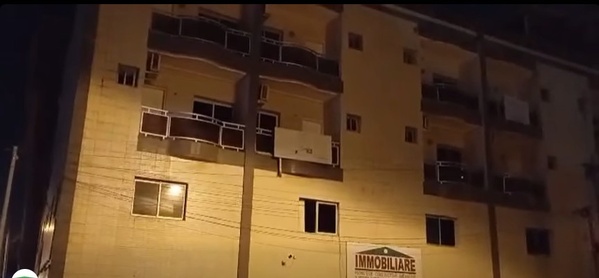 Risque d'effondrement d'un immeuble R+2 à Faya © Crédit photo DR Risque d'effondrement d'un immeuble R+2 à Faya © Crédit photo DR