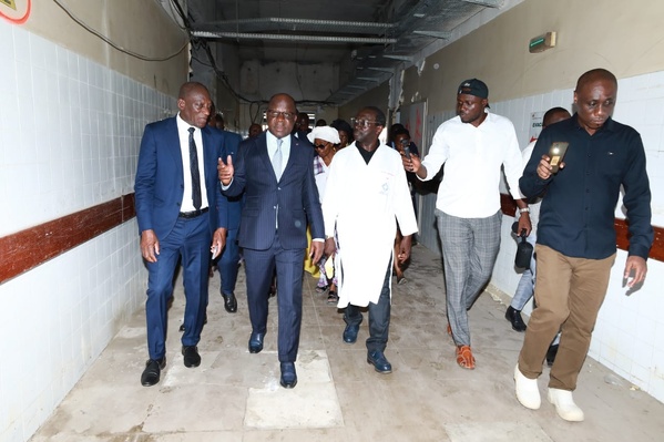 Le ministre Pierre Dimba s'est rendu au CHU de Yopougon ce lundi 26 janvier 2026 © Crédit photo DR Le ministre Pierre Dimba s'est rendu au CHU de Yopougon ce lundi 26 janvier 2026 © Crédit photo DR