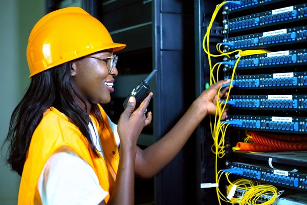 Devenir Technicien Supérieur Électronique en Côte d’Ivoire © Crédit photo DR