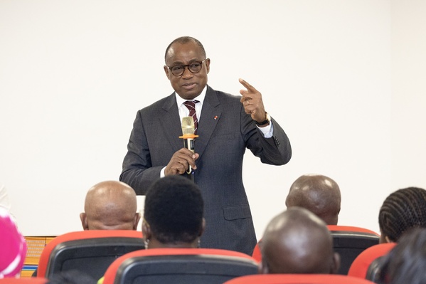 Le ministre N'Guessan Koffi a rencontré son cabinet à la DECO ce 6 février 2026 à Abidjan © Crédit photo DR