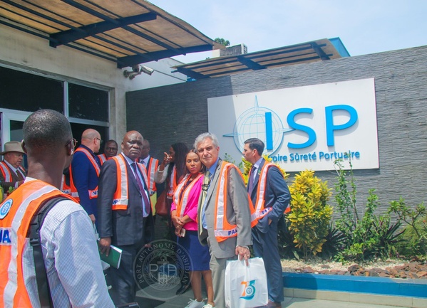 Des hommes d'affaires de Louisiane au Port d'Abidjan © Crédit photo DR Des hommes d'affaires de Louisiane au Port d'Abidjan © Crédit photo DR