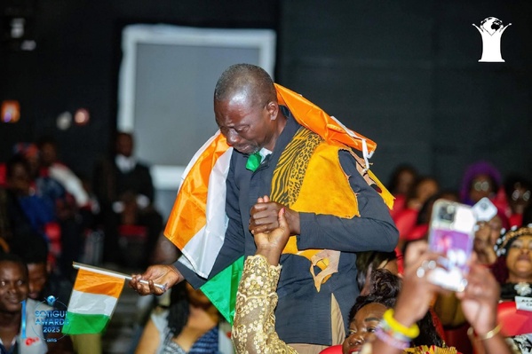 Fortuné Akakpo, quand la solidarité ivoirienne honore ses légendes © Crédit photo DR