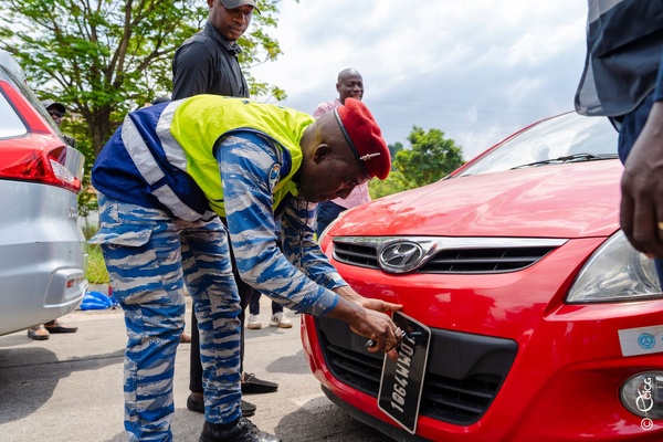 Opération Tolérance Zéro en Côte d'Ivoire, 1008 plaques banalisées ou fantaisistes saisies en une semaine © Crédit photo DR