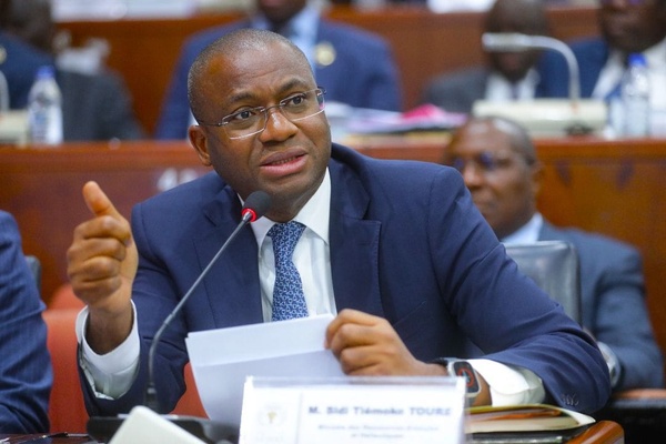 Sécurité routière, le ministre Sidi Tiémoko sanctionne l'incivisme des chauffeurs du MIRAH © Crédit photo DR