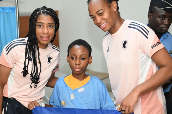 Finale Super Coupe LFFP 2026 à Abidjan, l'Olympique Lyonnais visite l'Hôpital Mère-Enfant de Bingerville © Crédit photo DR