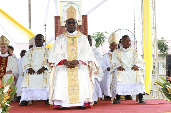 Mgr Darius Assandé Ekou ordonné évêque d'Agboville le 18 avril 2026 © Crédit photo Conférence des Evêques Catholiques de Cote d'Ivoire - Yessouan.ci