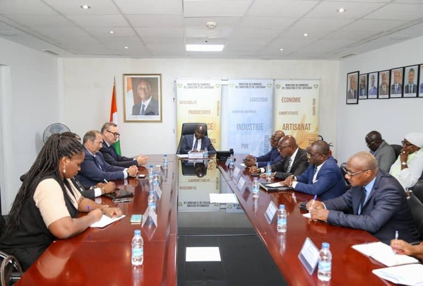 France-Côte d'Ivoire, la CCIFCI prépare un forum de 400 entreprises à Abidjan © Crédit photo Ministère du Commerce - Yessouan.ci