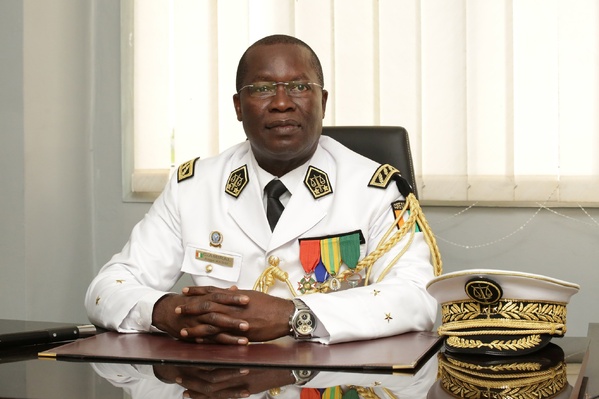 Contre-Amiral Ange Kessi 23 ans à la tête du parquet militaire d'Abidjan © Crédit photo DR Contre-Amiral Ange Kessi 23 ans à la tête du parquet militaire d'Abidjan © Crédit photo DR