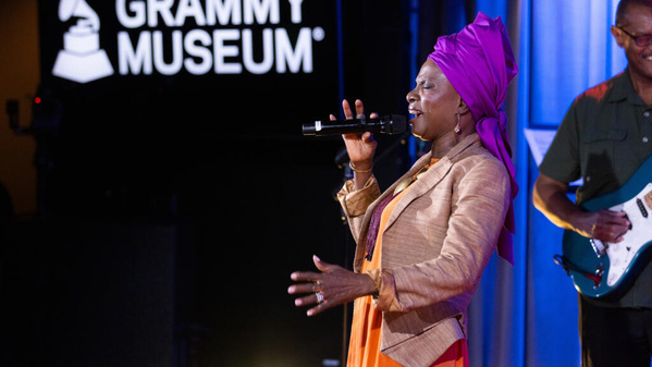 La chanteuse béninoise, Angélique Kidjo La chanteuse béninoise, Angélique Kidjo