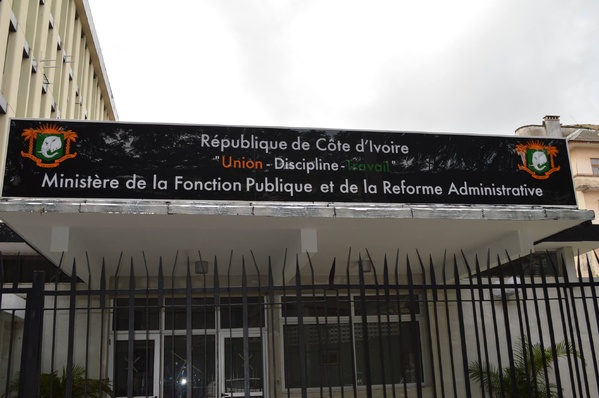 Ministère de la Fonction Publique et de la Réforme Administrative Ministère de la Fonction Publique et de la Réforme Administrative