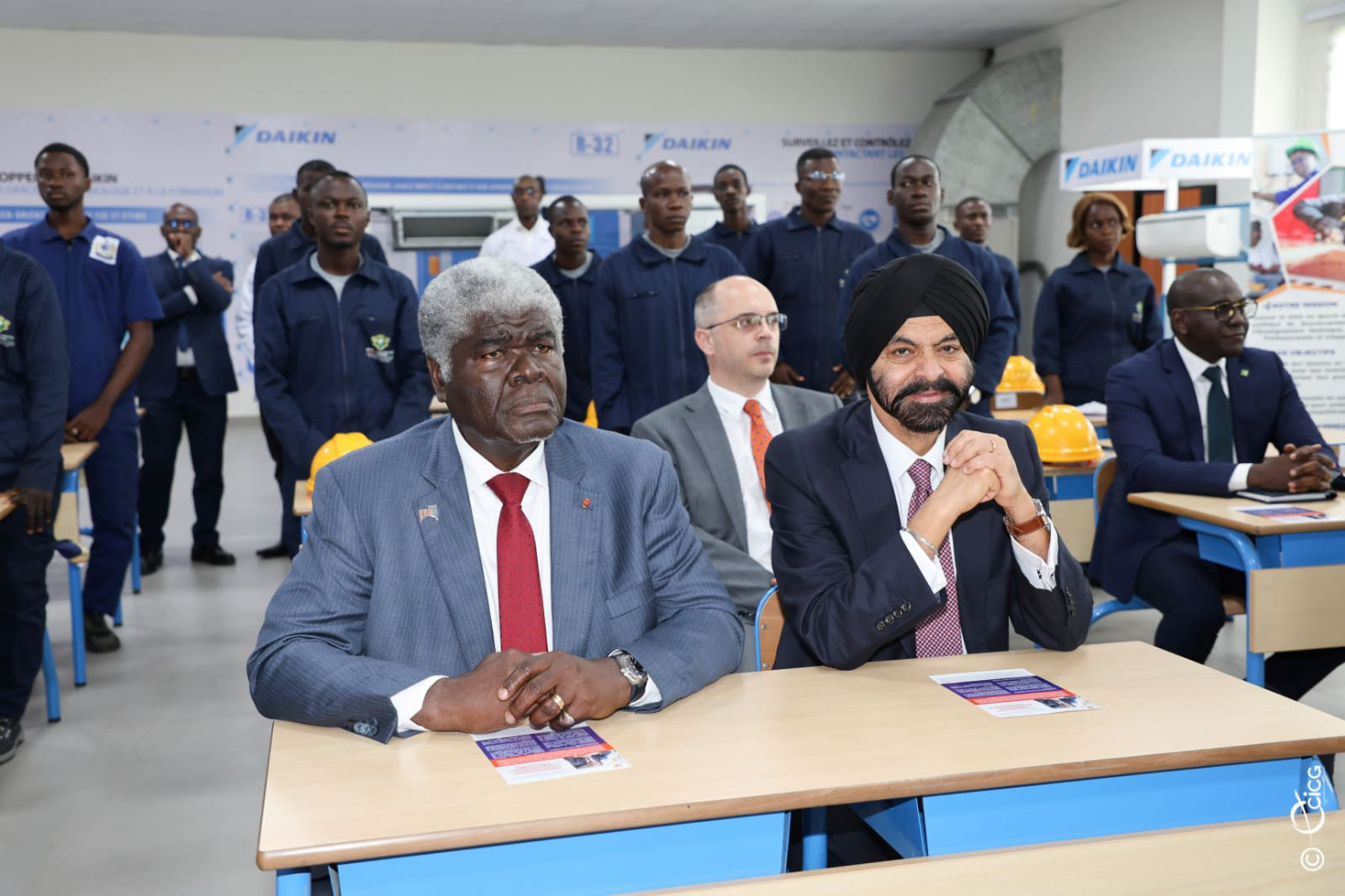 La Banque mondiale et l'AFD ont visité le lycée technique d'Abidjan avec le Premier Ministre ivoirien © Crédit photo DR La Banque mondiale et l'AFD ont visité le lycée technique d'Abidjan avec le Premier Ministre ivoirien © Crédit photo DR