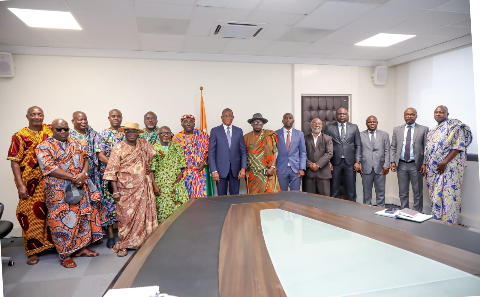 L'Attestation du Droit d'Usage uniformise la gestion foncière à Abidjan © Crédit photo DR L'Attestation du Droit d'Usage uniformise la gestion foncière à Abidjan © Crédit photo DR