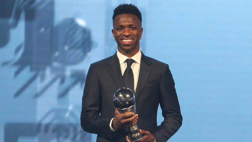 Le Brésilien Vinicius Jr et l'Espagnole Aitana Bonmati remportent les trophées FIFA The Best 2024 © Crédit photo DR Le Brésilien Vinicius Jr et l'Espagnole Aitana Bonmati remportent les trophées FIFA The Best 2024 © Crédit photo DR