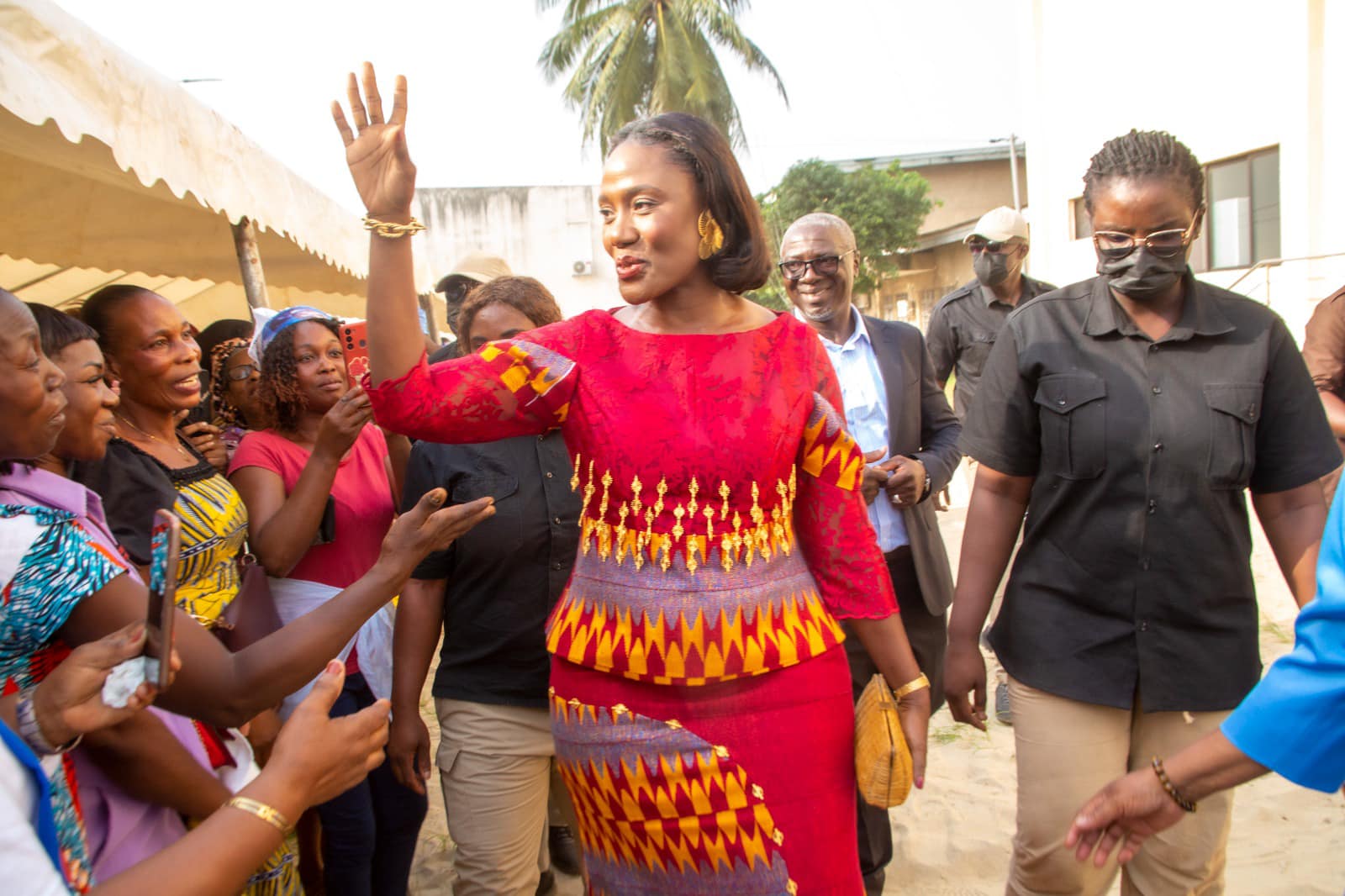 Nady Gbagbo achève sa tournée nationale à Port-Bouët © Crédit photo DR Nady Gbagbo achève sa tournée nationale à Port-Bouët © Crédit photo DR
