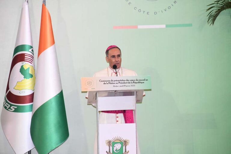 Le nonce apostolique appelle à des élections « libres, inclusives, transparentes » en Côte d'Ivoire pour la présidentielle de 2025 Le nonce apostolique appelle à des élections « libres, inclusives, transparentes » en Côte d'Ivoire pour la présidentielle de 2025